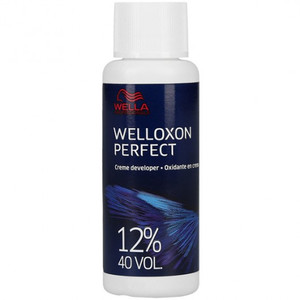 ​Wella Professionals ​Welloxon Perfect Oxidant 12% 40vol - 60 ml​